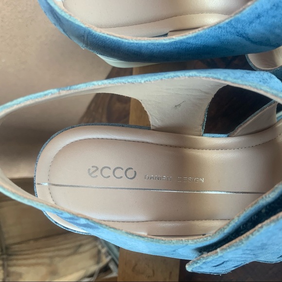 Ecco Blue Shape Plateau Wedge Sandals - Picture 4 of 12